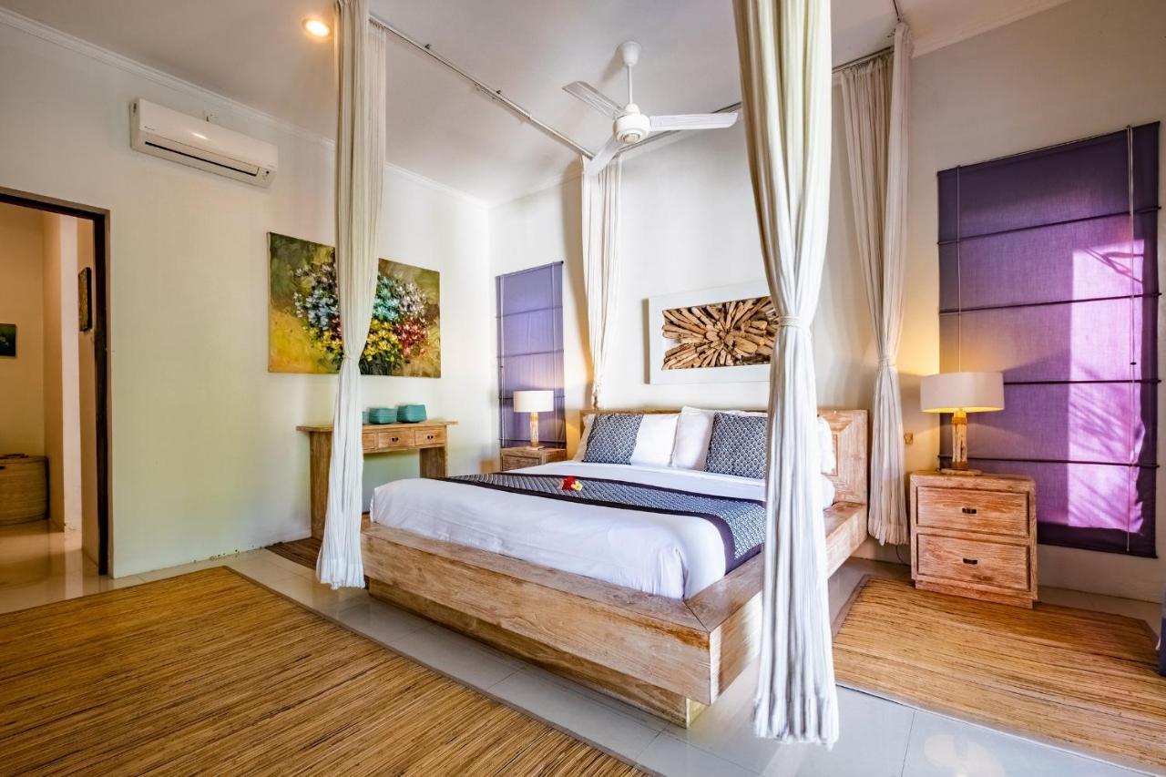 Central Seminyak Villa Martini Экстерьер фото